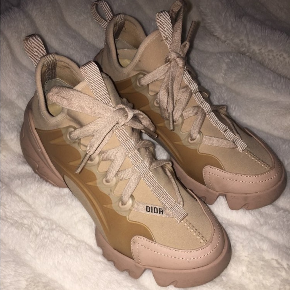 Dior D-Connect - image 1